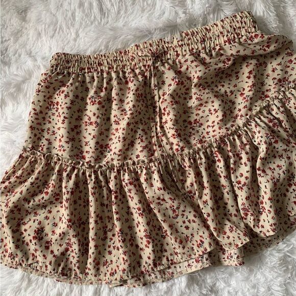 PRINCESS POLLY TAN FLORAL MINI SKIRT - Picture 7 of 7